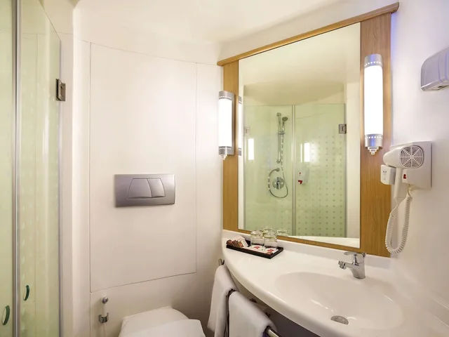 غرفة سوبيريور بسريرين منفصلين، Ibis Manado City Center Boulevard 10/10
