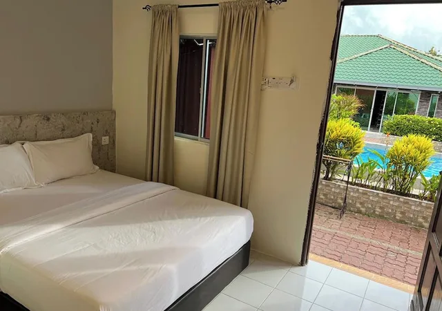 Standard, Queen Bed, Pool View, Dlima Beach Inn 2/7