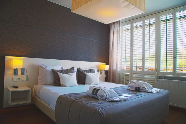 جناح ديلوكس بسرير كينج، Golden Tulip Strandhotel Westduin Vlissingen 1/3