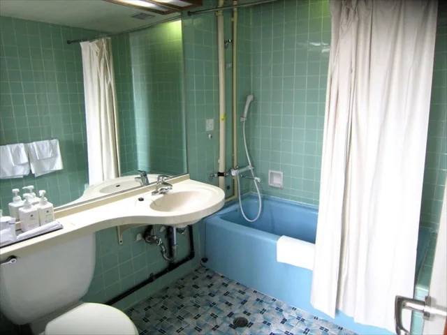 Room, Triple, Twin Beds, Smoking, Sunrise Hotel 2/2