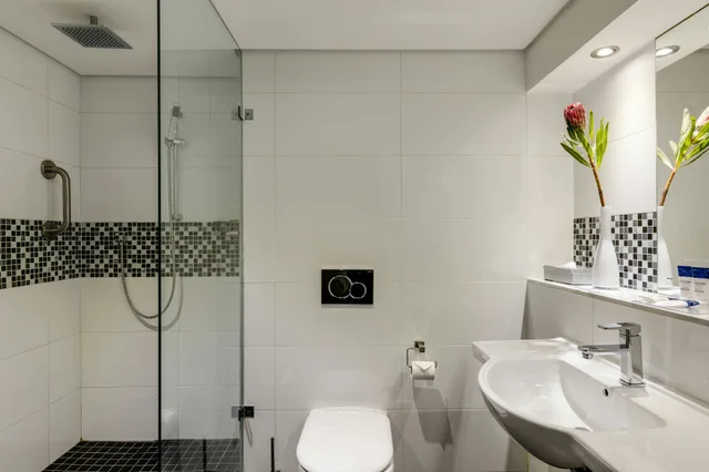 غرفة بسريرين منفصلين، Protea Hotel Knysna Quays 8/8