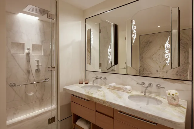 جناح بسرير كينج، The St. Regis Venice 2/4