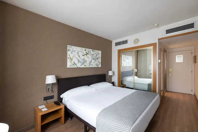 غرفة قياسية بسرير مزدوج أو سريرين منفصلين، Catalonia Albeniz Hotel 3/4