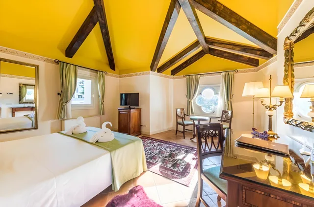 جناح جونيور، Villa Fiorita Hotel 1/1