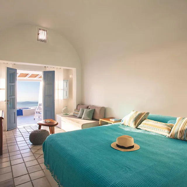 Honeymoon, Double Bed, Caldera View، Remezzo Villas 1/6