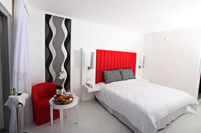 غرفة بسريرين منفصلين بإطلالة على الحديقة، Dome Beach Marina Hotel and Resort 5/8
