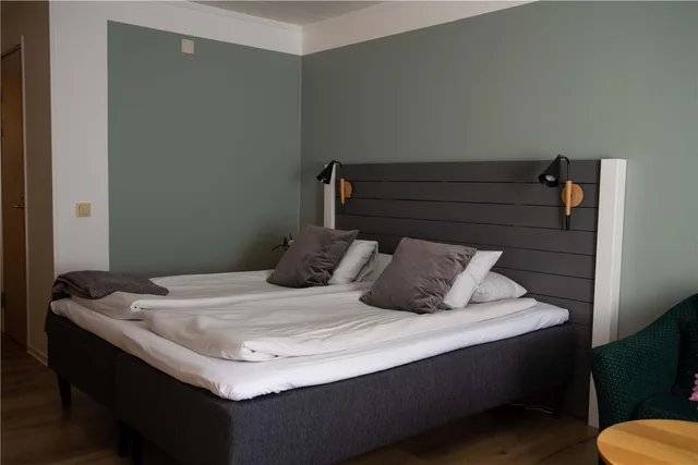غرفة قياسية بسرير كينج، Hotel Ullinge, Sure Hotel Collection By Best Western 2/4