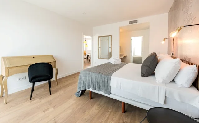 Skyline, Suite, King Bed, Terrace، Apartment Plaza Espana Skyline By Be Mate 1/9