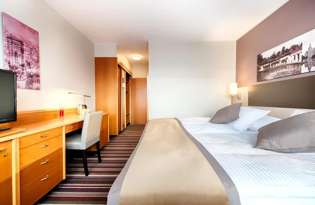 غرفة سوبيريور بسرير كينج، LEONARDO HOTEL HANNOVER 2/7
