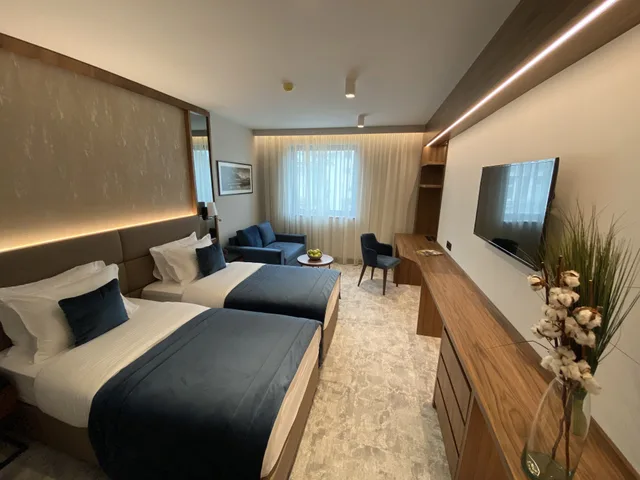 غرفة قياسية بسريرين منفصلين، Central Point Hotel Belgrade 2/3