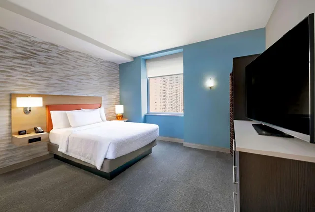استوديو بسرير كوين مع أريكة، Home2 Suites by Hilton Minneapolis Downtown, MN 6/9