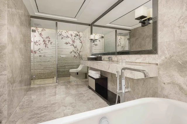 جناح كلوب بسرير كينج بإطلالة على المتنزه، Shanghai Marriott Hotel Parkview 6/7
