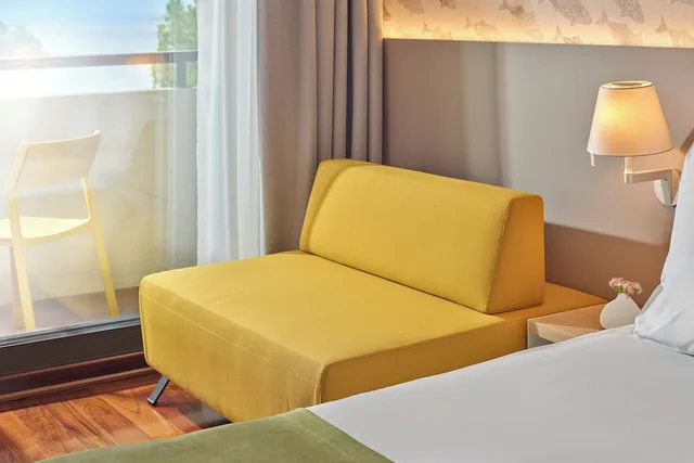 غرفة عائلية بأربعة أسرّة بشرفة، Island Hotel Istra 3/6