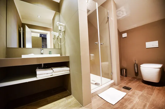 غرفة بسرير كينج، Hotel Ideja 7/9