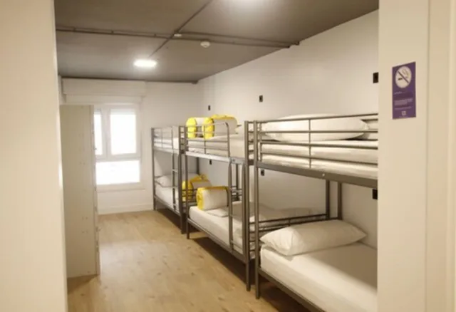 سكن مشترك مختلط قياسي بأسرّة بطابقين بحمام خاص، Bilbao Metropolitan Hostel By Bossh Hotels 1/2