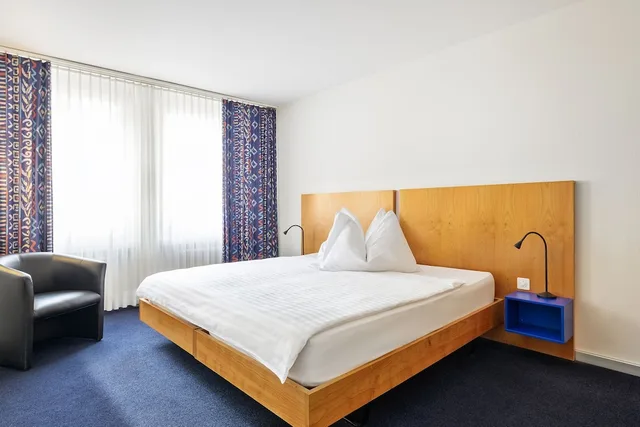 River, Junior Suite, Twin Beds, Sofa, Sorell Hotel Merian 3/10