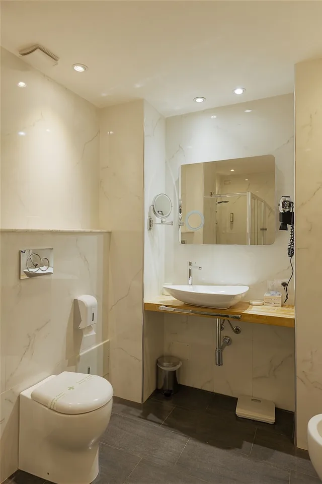 غرفة جونيور رباعية بسرير مزدوج مع أريكة، Hotel Palazzo Sa Pischedda 3/6