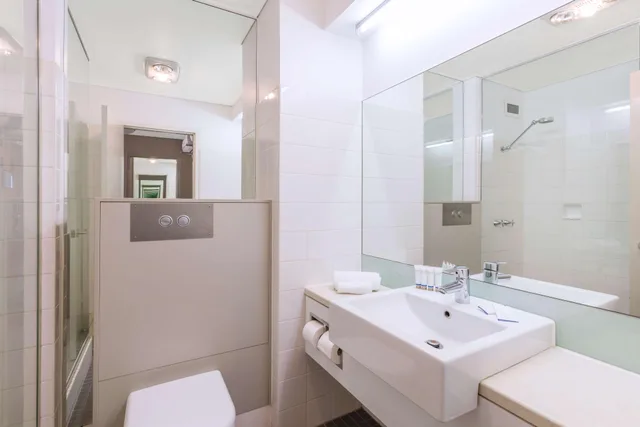 جناح، Best Western Plus Launceston 7/8