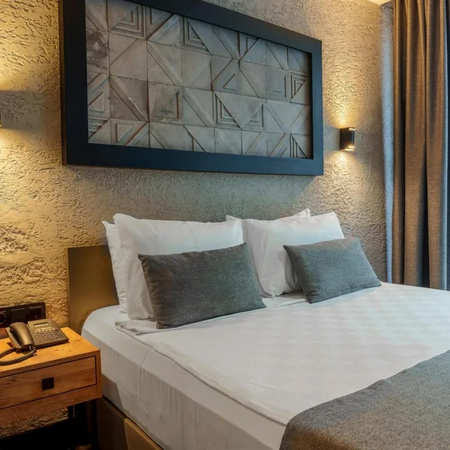 جناح بجاكوزي، Mielo Lara Hotel 6/10