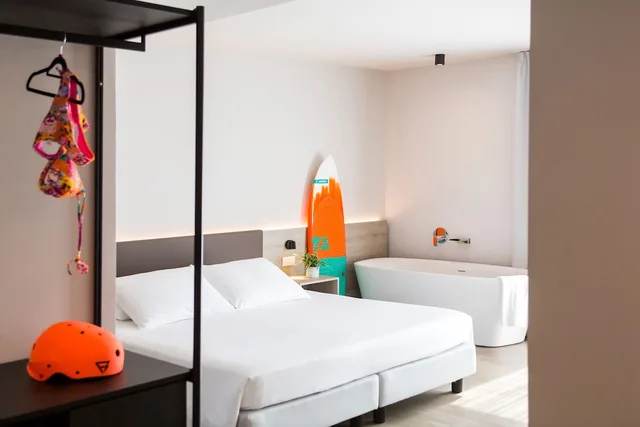 Superior, Double Bed, Sofa, Goti Hotel 4/6
