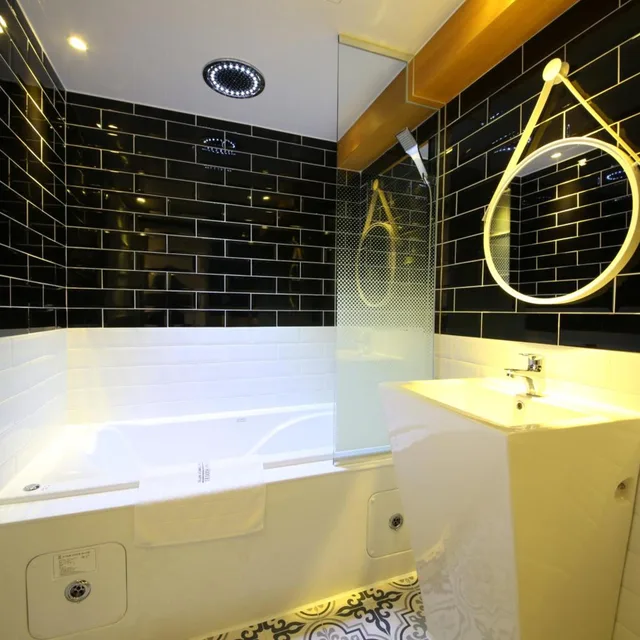غرفة بسرير مزدوج بجاكوزي، Brooks Hotel 10/10