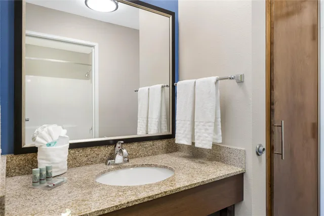 غرفة بسرير كينج، Best Western North Bryant Inn 8/10