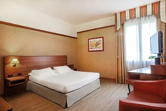 غرفة سوبيريور بسرير مزدوج، Shg Hotel Bologna 7/10