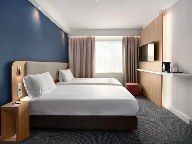 غرفة قياسية بسرير كينج، Holiday Inn Express Hasselt 1/10