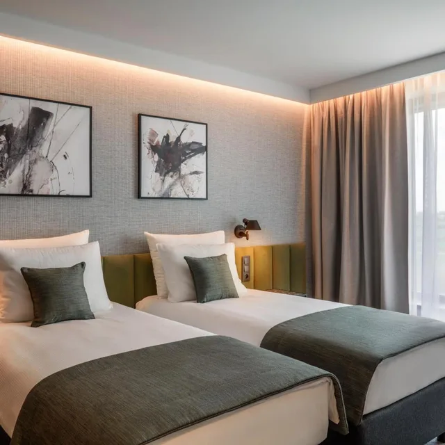 غرفة عائلية، Q Hotel Plus Wroclaw Bielany 1/9