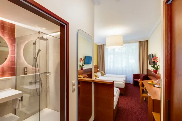 Smart, Triple, Street View، Austria Classic Hotel Wien 10/10