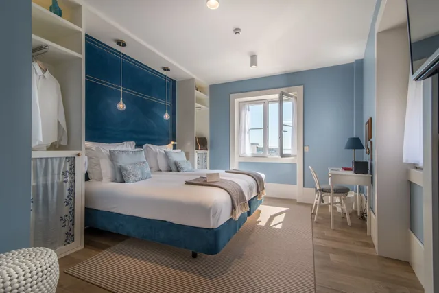 غرفة سوبيريور بسرير كينج بإطلالة على النهر، Lx Boutique Hotel 2/3
