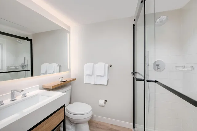 غرفة بسريرين كوين، Sheraton Birmingham 2/7