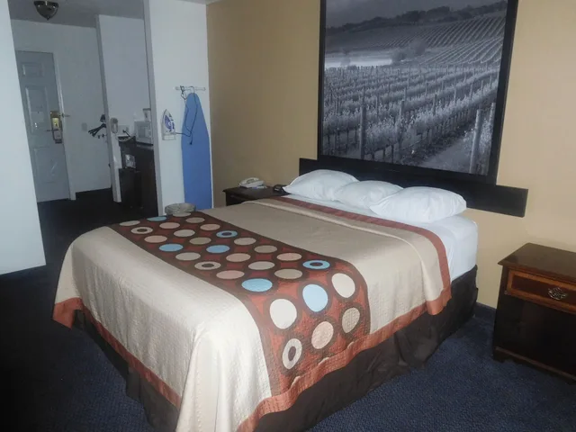 غرفة بسريرين كوين لذوي الإعاقة، Super 8 by Wyndham Oroville 2/3