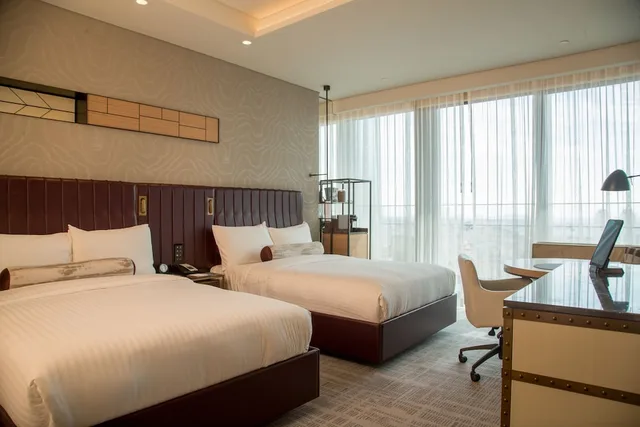 Skyline, 2 Queen Beds, City View، Fairmont Quasar Istanbul 4/10