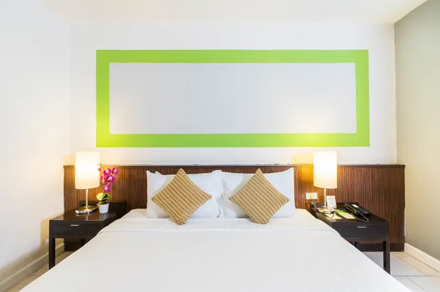 Urban, Plus, Hotel De Bangkok 13/18