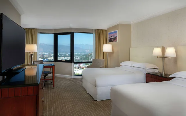 Universal, Executive, 2 Double Beds، Hilton Los Angeles Universal City 1/3