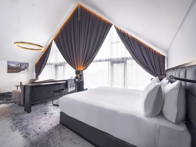جناح جونيور بسرير كينج، Hotel Pacai 5/10