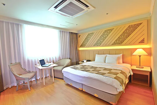 غرفة سوبيريور بسرير مزدوج، Hotel International 1/4