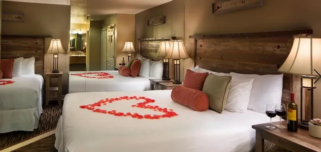 Spa, Deluxe, King Bed، Postmarc Hotel And Spa Suites 5/10