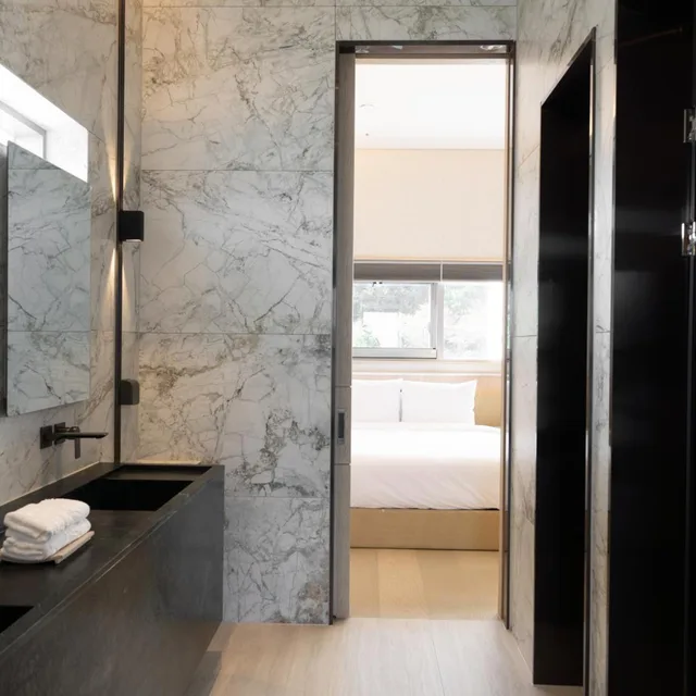 Ocean Premium Suite Pool، Mer de l'aube Hotel 3/3