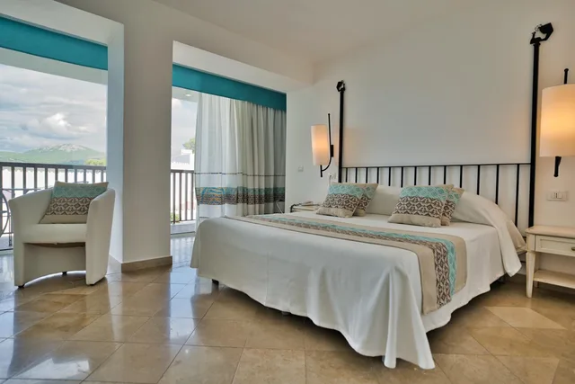 غرفة عائلية، El Faro Hotel 1/6