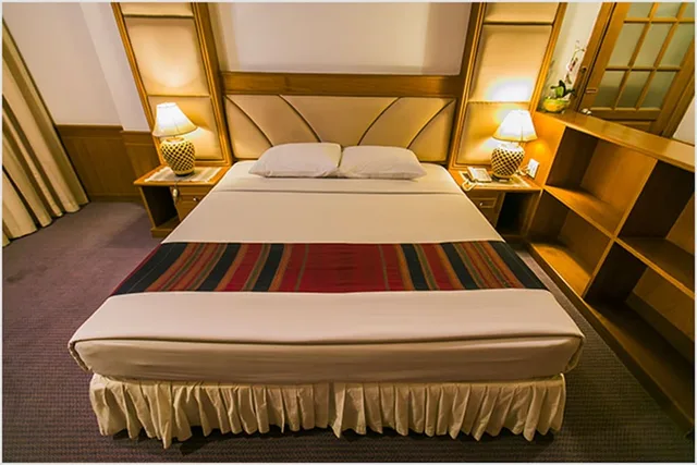 جناح بسرير مزدوج، Raya Grand Hotel 2/3