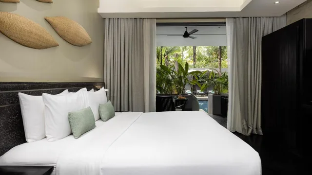 Deluxe, Pool Access، Anjali by Syphon 6/10