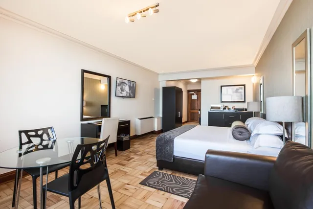Superior, Double or Twin Bed, Belaire Suites 3/10