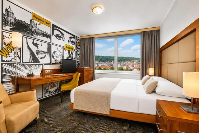 Superior, Double Bed, City View, Hotel Uno Prague 2/7