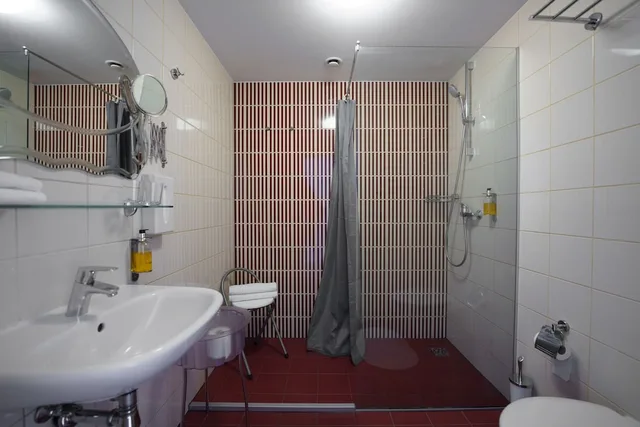 غرفة بسريرين منفصلين، Moon Garden Art Hotel 3/4
