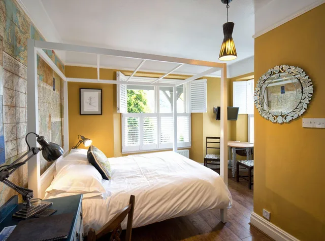 غرفة بسرير كينج، Rum Doodle Bed & Breakfast - Adults Only 1/1
