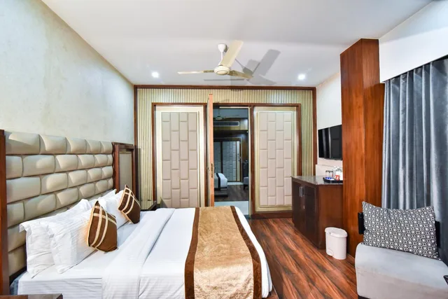 جناح بسرير كينج، Hotel Sawera Grand 2/10