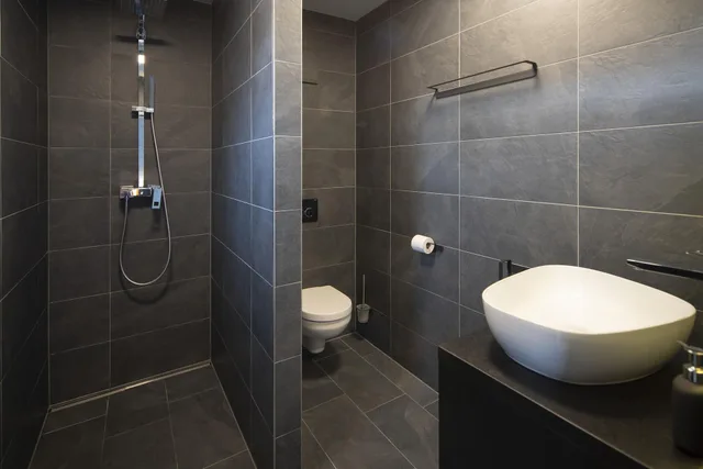 Gold, Apartment، B(L)Ackhome City Apartments 5/8