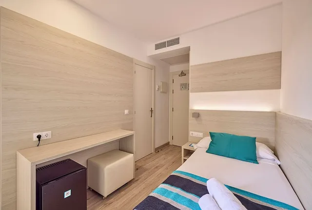 غرفة كومفورت مفردة بشرفة، Welikehotel Fenix 14/19